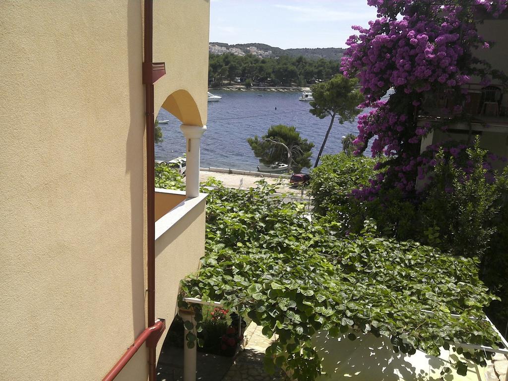 Apartments Saldun Trogir Exteriör bild