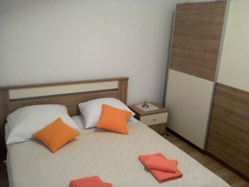 Apartments Saldun Trogir Rum bild